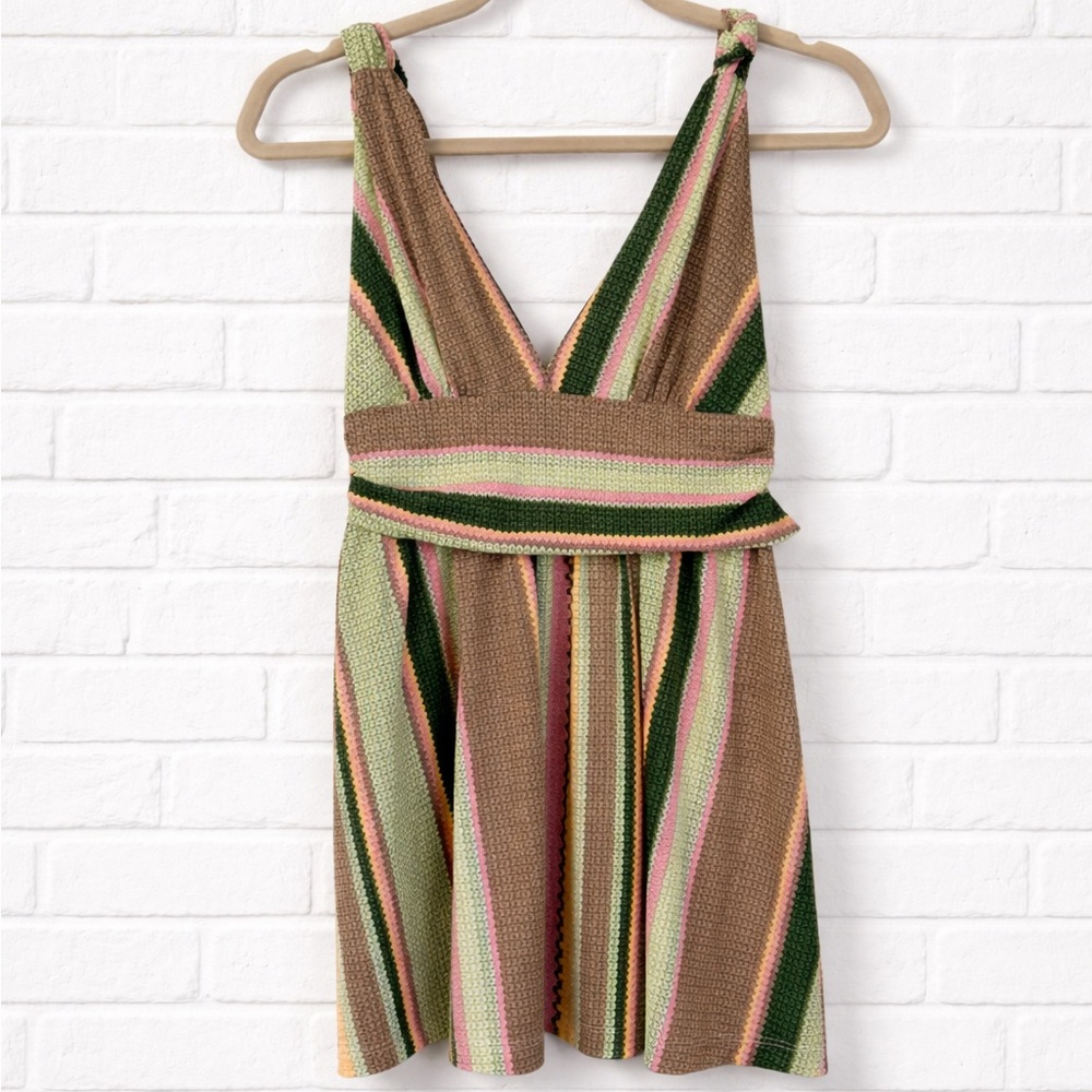 Elegant Backless Striped Dress